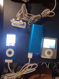 Apple ipod workin with chargers an docker