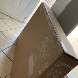 Samsung  AU7000,black  55 inches