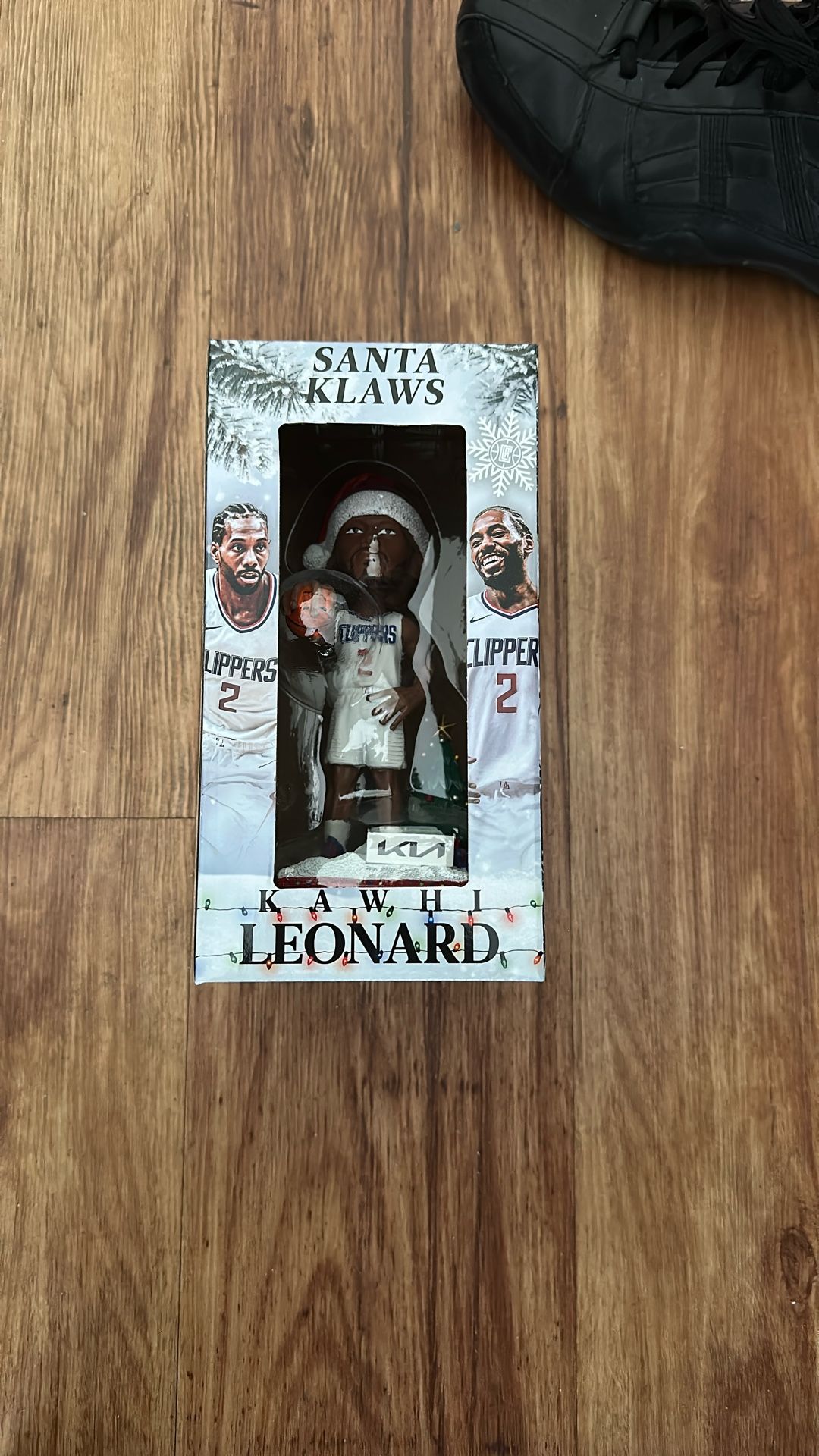 Kawhi Leonard Bobble Head Santa Klaws