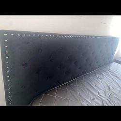 King Bed & Mattress 