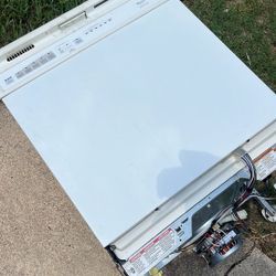 Whirlpool Dishwasher