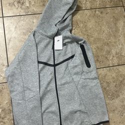 (Brand New!) Grey Nike Tech