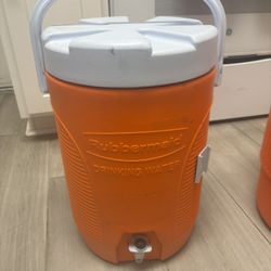 RUBBERMAID 3 GALLON WATER COOLER