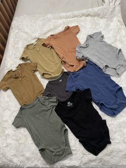 H&M Baby Clothes onesie 0-3 Months 