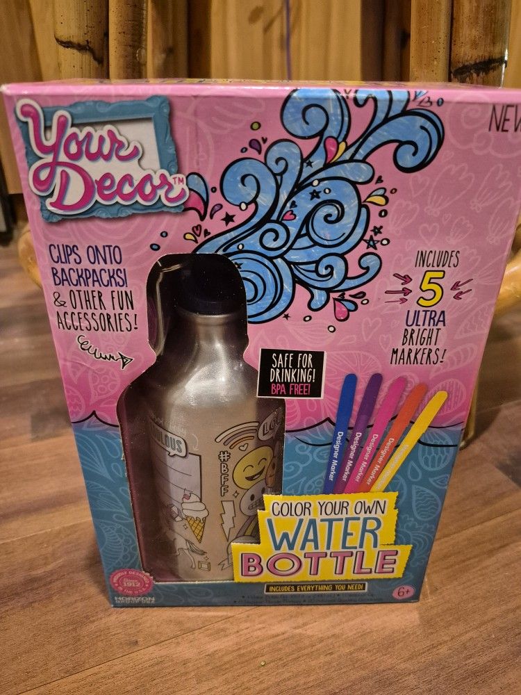 Water Bottle Coloring Kit