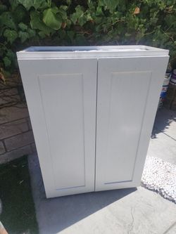 White Shaker Double Door Wall Cabinet