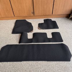 New Floor Mats GMC Acadia