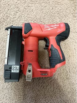 Milwaukee M12 12-Volt 23-Gauge Lithium-Ion Cordless Pin Nailer (Tool-Only)