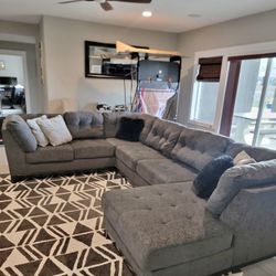 COUCH SECTION
