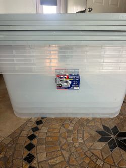 4 Hefty 98.5 Qt Hi Rise Storage Bins