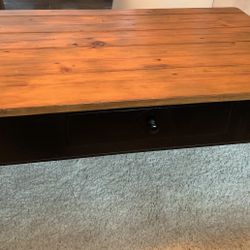 Pottery Barn Coffee Table 