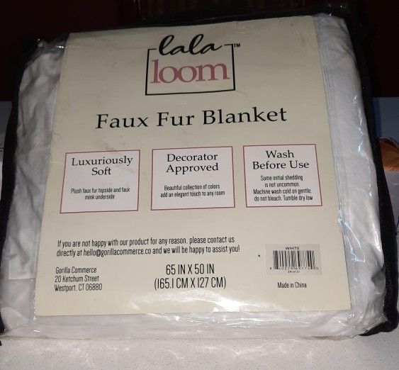 lala loom Faux Fur Blanket Luxuriously Soft