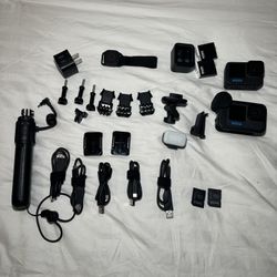 GoPro Hero 12 And GoPro Hero 11 With Media Kit And Other Accesories