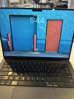 MacBook M3 Pro