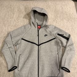 Slightly Used Nike Tech Grey Gray Black Hoodie Hoody Men’s Size Medium