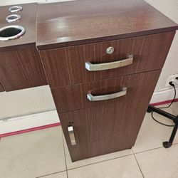 Salon Wall Units With Mirrors