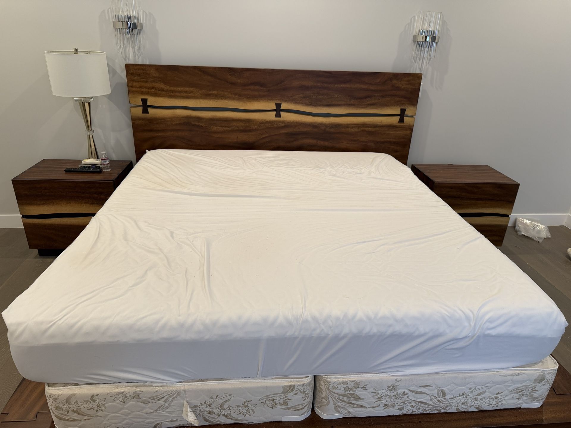 FREE California king Mattress (mattress Only)