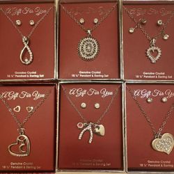 NEW BOXED GENUINE CRYSTAL NECKLACE & EARRING SETS, SILVER AND GOLD TONE 18"