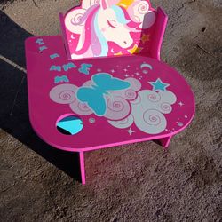 Nice Nice Baby Chair Like New Available 