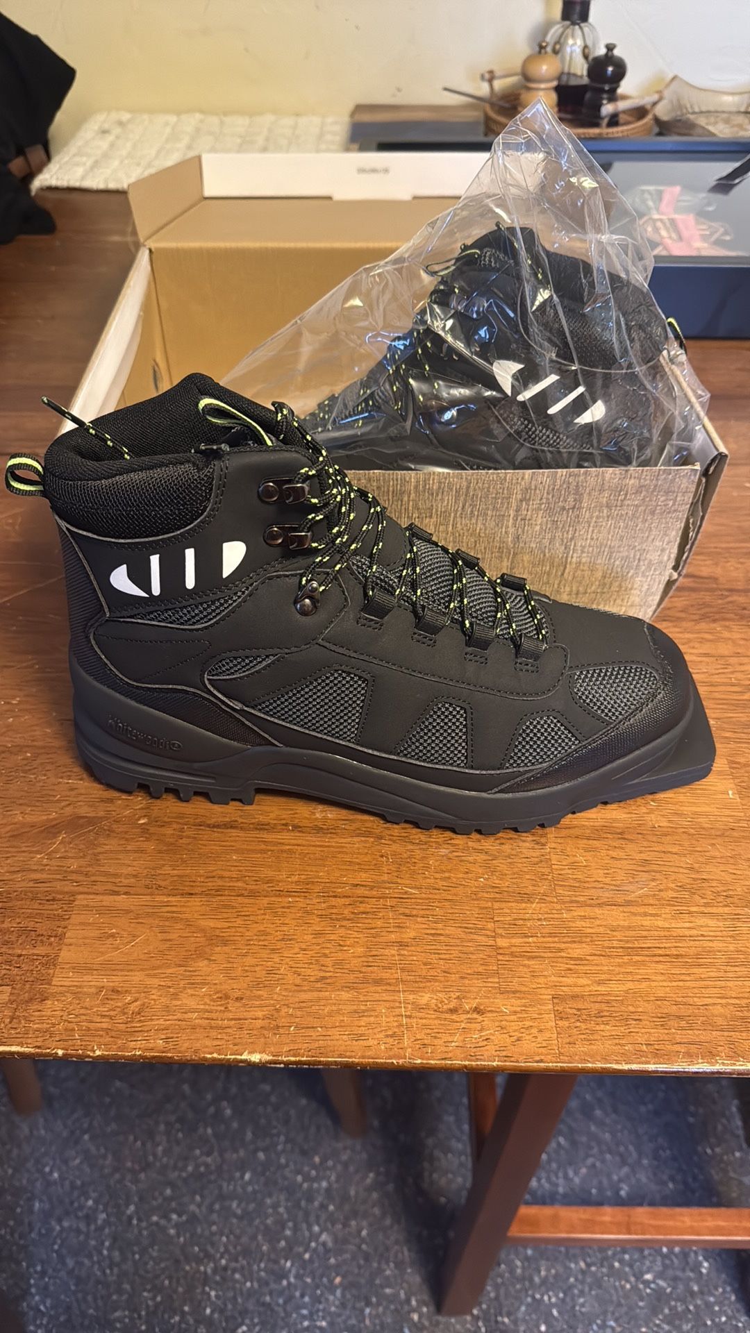 Men’s Cross Country Boots Size 11