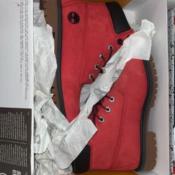 Red Timberland 