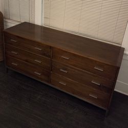 Trend Manor 6 Drawer Dresser 