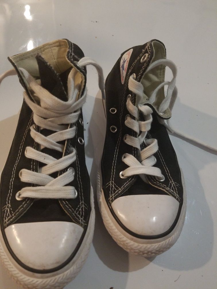 Converse size 2