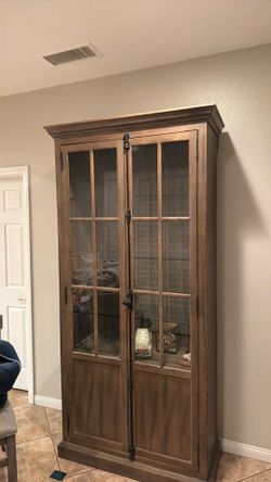 Cottage Curio Display