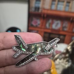Abalone she'll airplane pendant