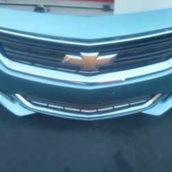 2014-2019 Chevrolet Impala Complete Front Bumper With All The Accessories Oem.
