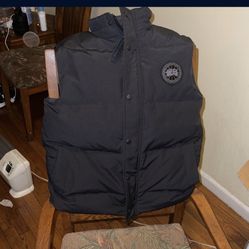 Canada Goose Garson Vest (Black Label)