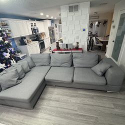 Sectional Sofa (BEST OFFER)