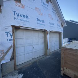 2 Garage Doors 