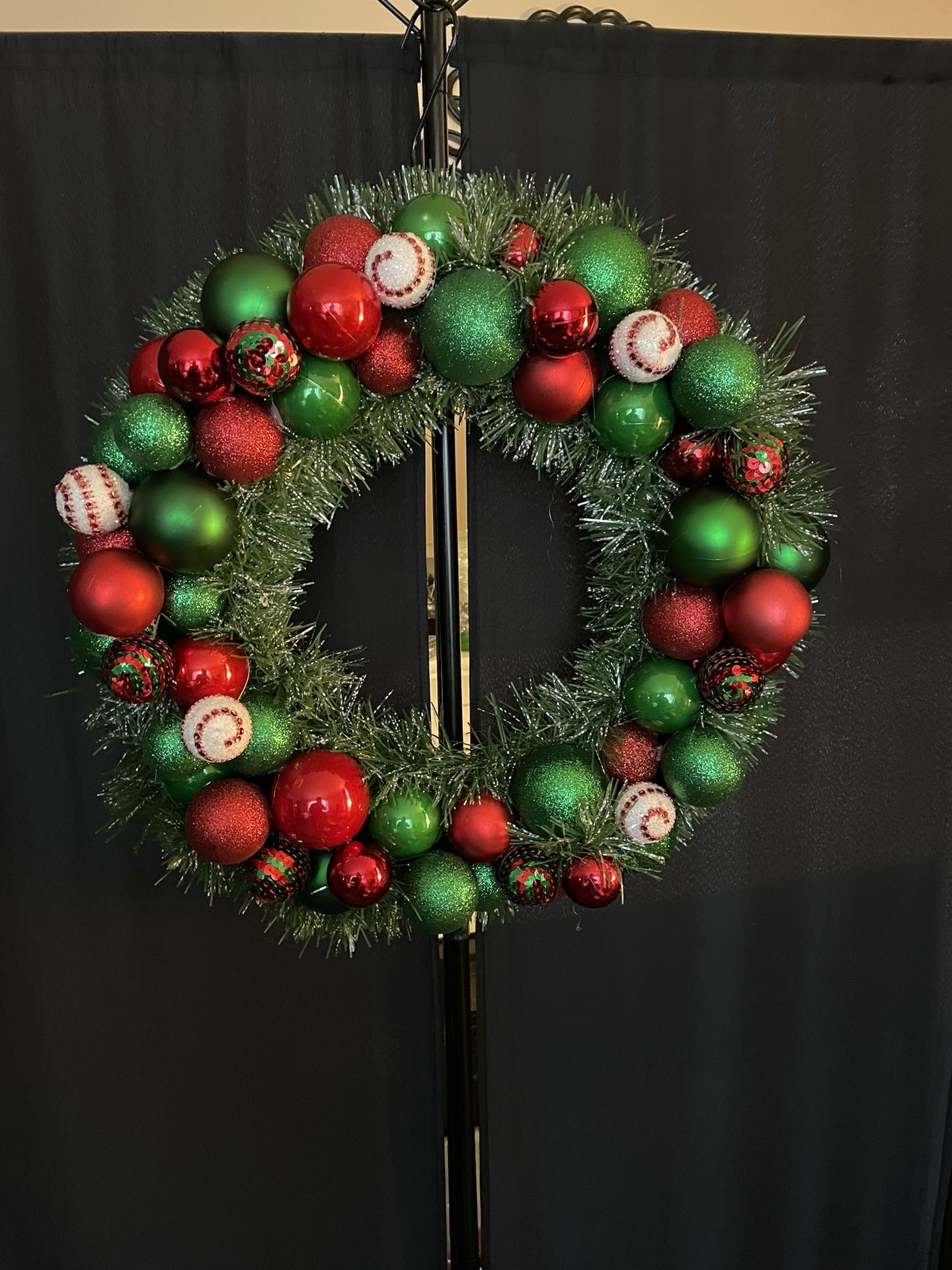 Holiday Wreath (12”)
