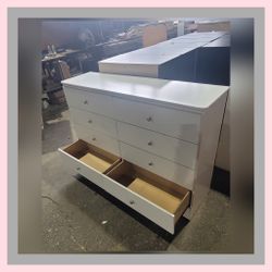 8 Drawer Dresser