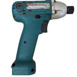 Makita BTD061 9.6V Cordless Impact Driver No Battery Tested Working
