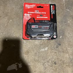 Milwaukee 5.0 ah Battery New