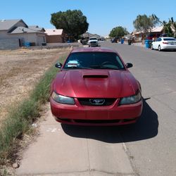 2004 Ford Mustang