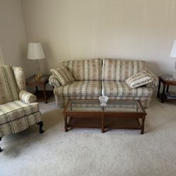 Living Room Coffee And End Tables