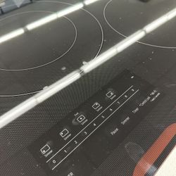 CLEARANCE LG 36" Electric Cooktop CBEW3613BE
