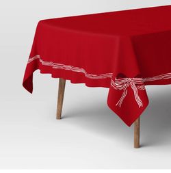 NWT Threshold 60” X 84” Tablecloth