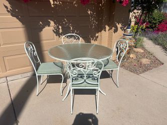 Vintage Patio Dining Set