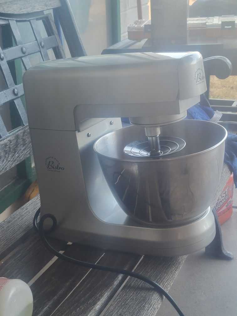 Bistro Mixer