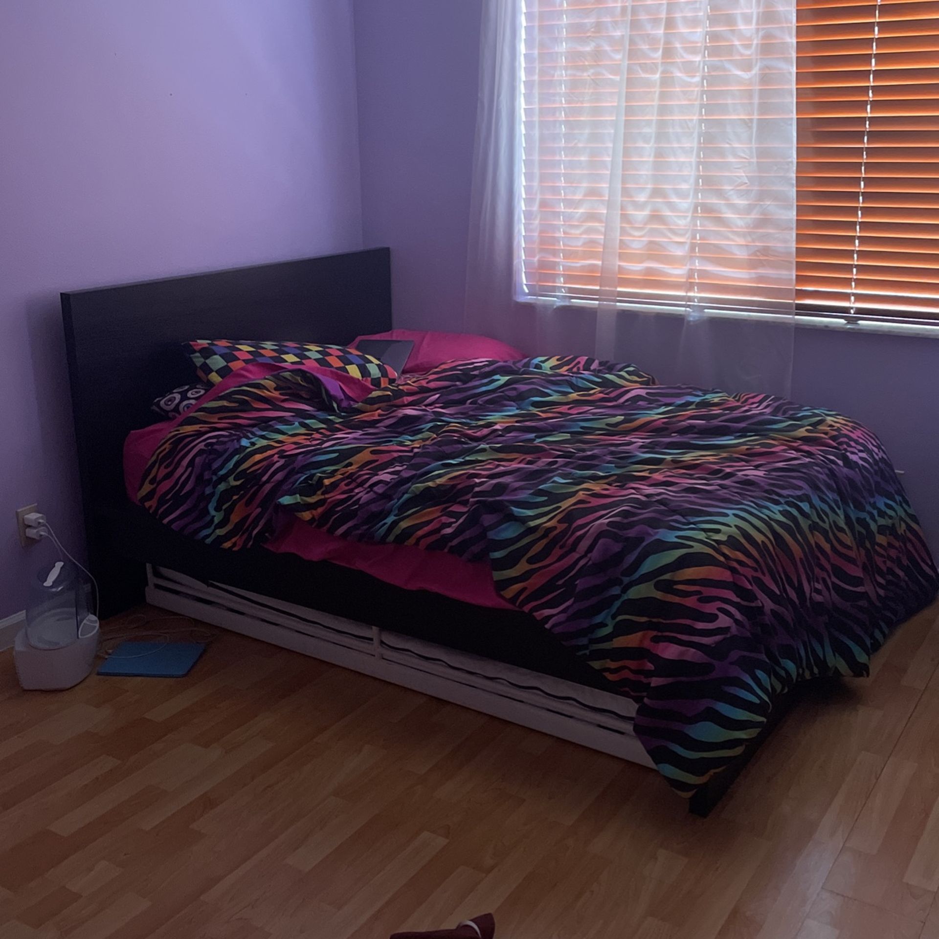 IKEA MALM FULL SIZE BEDFRAME