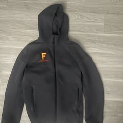 Nike tech men’s size medium 