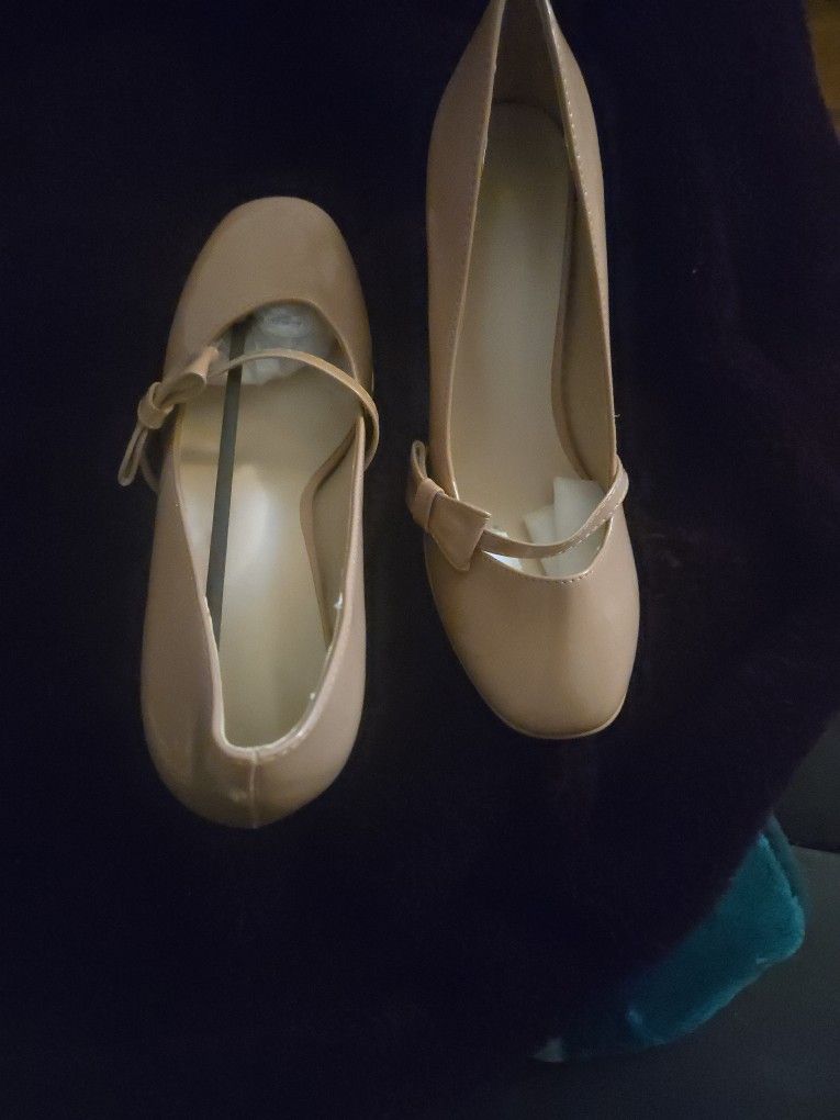 Beige Beautiful Shoes/heels