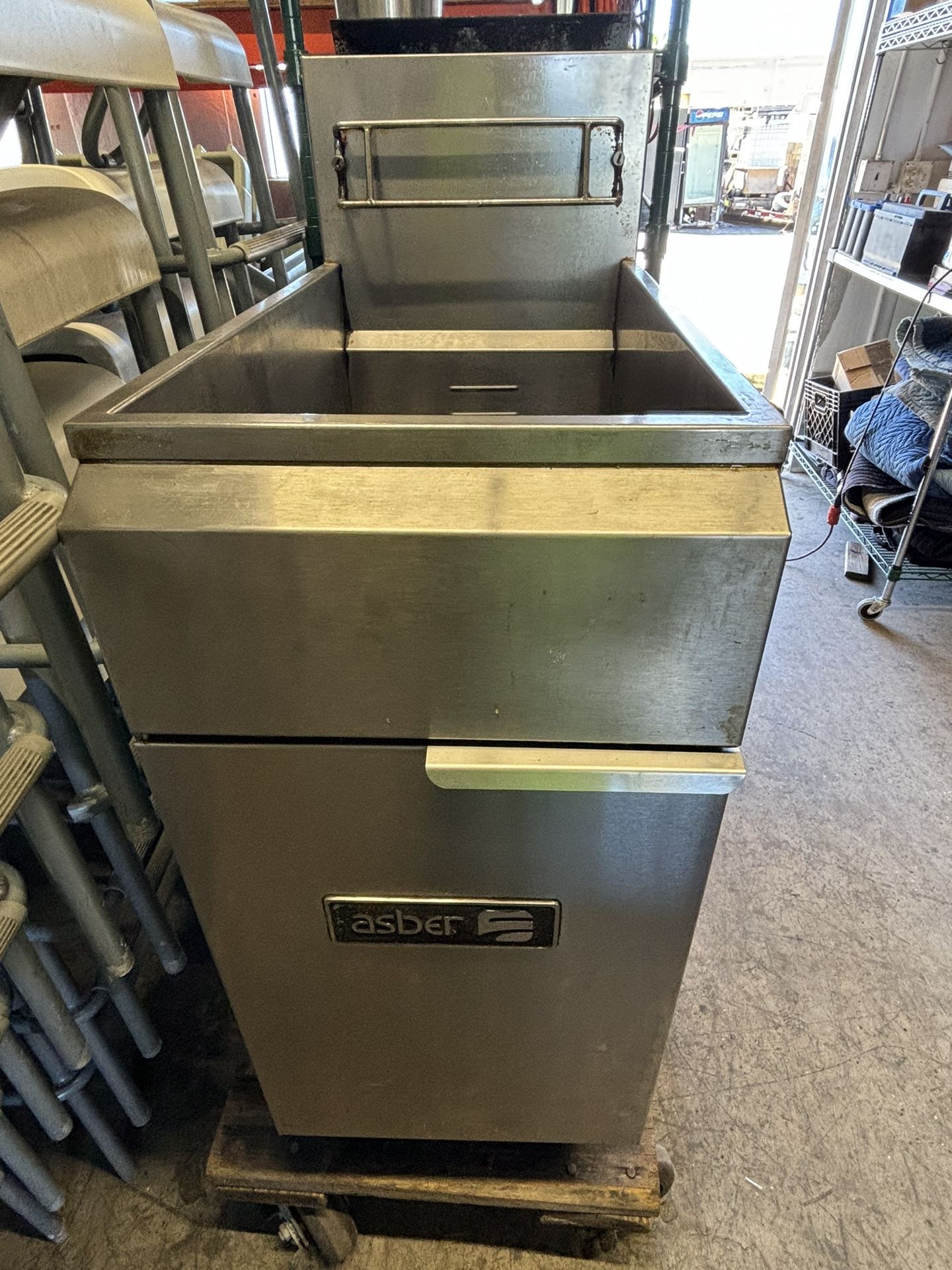 asber 40 lb natural gas fryer