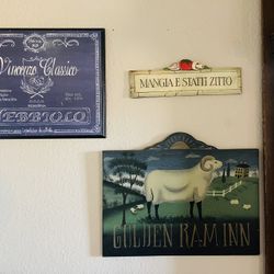 3 Decorative Wall Plaques 
