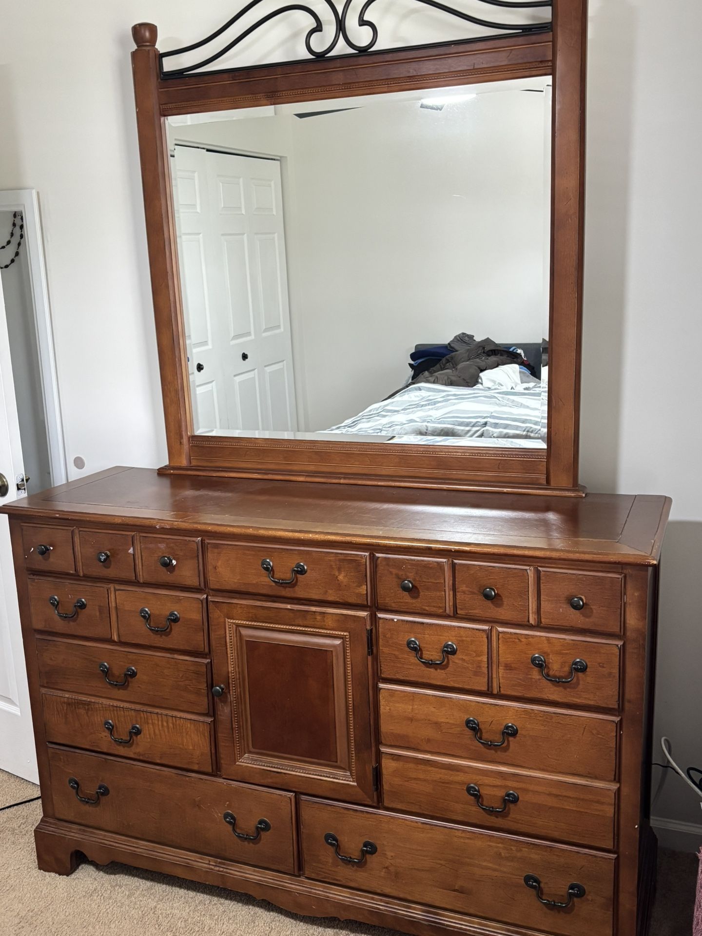 Dresser With Mirror Real Wood 