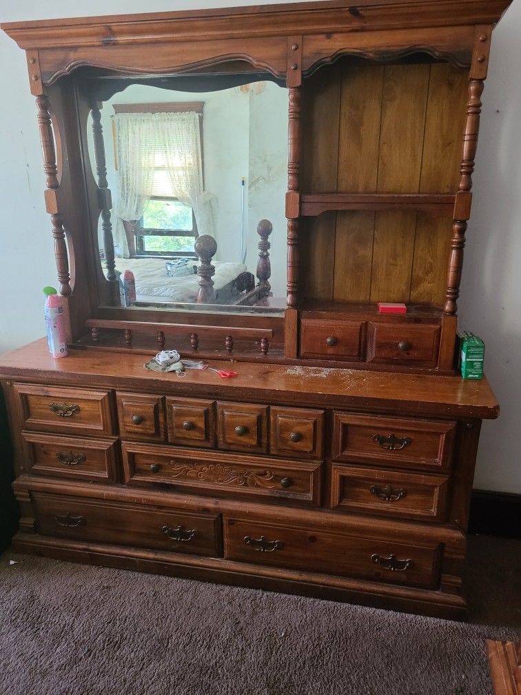 Bedroom Dressers